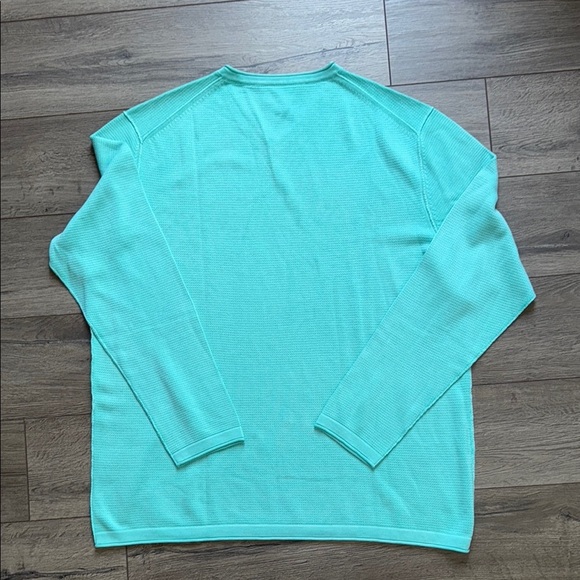 Tommy Bahama Reversible Green / Turquoise V-Neck Sweater Lightweight Knit - Picture 7 of 7